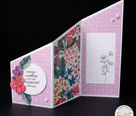Berry Botanical Angled Tri-Fold Series Berry Botanical Angled Tri-Fold Series